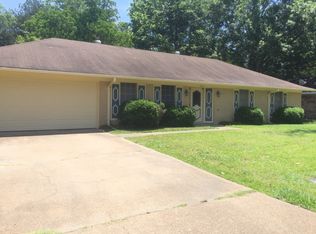 5812 E Sedgwick Ct, Jackson, MS 39211