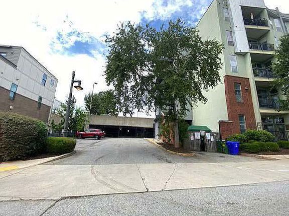 5th image of 2630 Talley St Unit 320