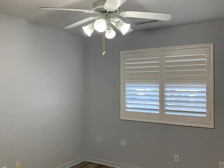 7810 N Highview — Photo 11