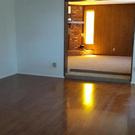 5th image of 202 Anita Dr