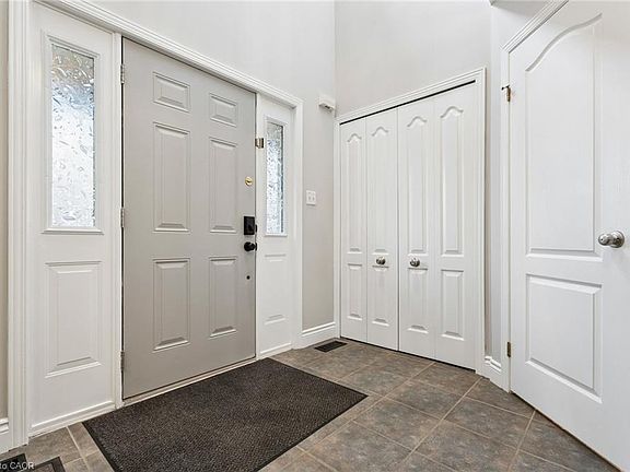 3rd image of 58 Whiterock Ave