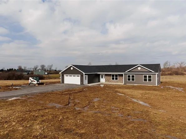 30789 Rockbrook Estates Rd, Evans Mills, NY 13637