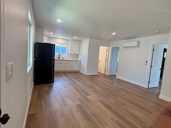 3rd image of 213 2nd Ave #211