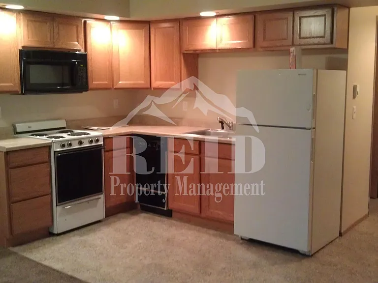 505 S Summit Ave #A-D — Photo 10