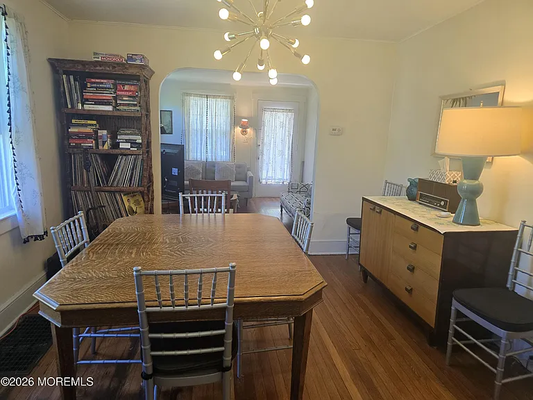 46 Evergreen Ave — Photo 7