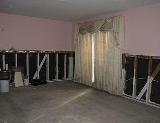 2nd image of 7401 Cornwall Pl