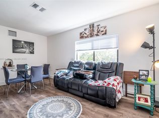 3635 SW 16th St #3637, Miami, FL 33145