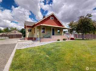 146 Blalock Dr, College Place, WA 99362