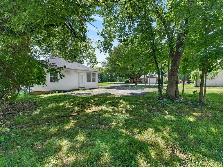 251 Forbes Ave — Photo 26