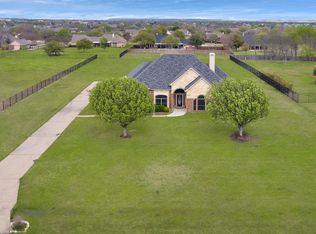1177 E Secretariat Dr, Terrell, TX 75160
