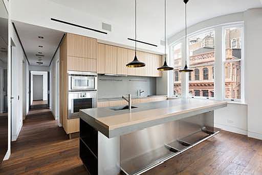 3rd image of 172 Crosby St APT 8C