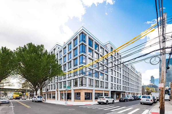 Rented by MNS | media 22