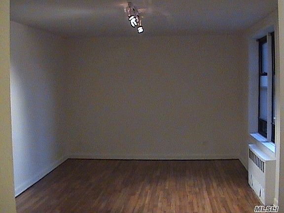 4th image of 87-20 175th St #2J