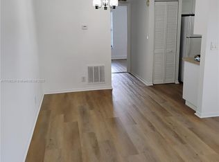 1100 SE 4th Ave APT 18, Deerfield Beach, FL 33441