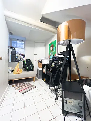 Rented by Denise Rosenblum, LREB | media 17