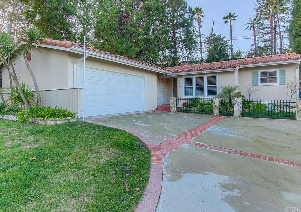 1st image of 26573 Basswood Ave