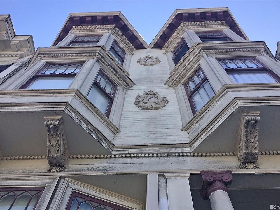 1st image of 451 Spruce St