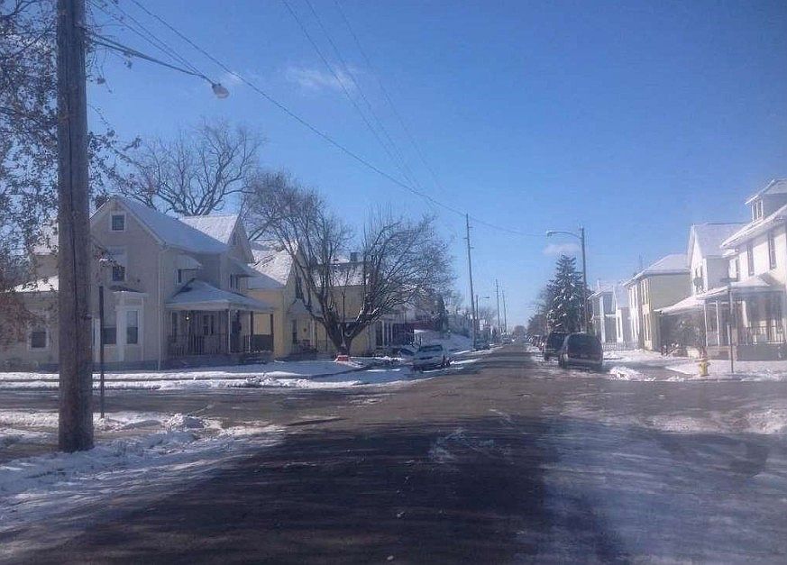 2nd image of 1816 Edwards Ave