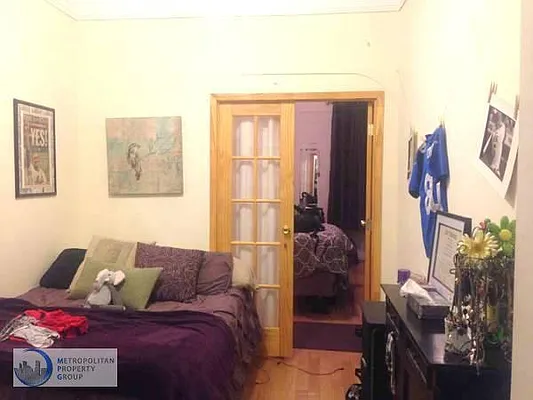 Rented by Metropolitan Property Group | media 29