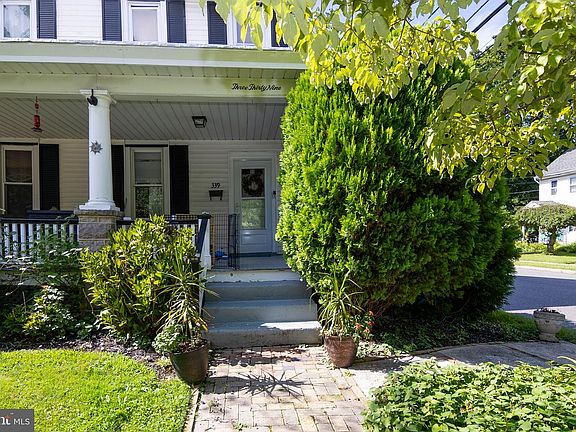 2nd image of 339 W 2nd St