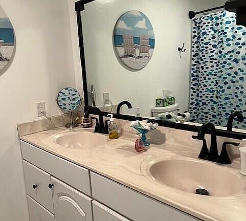 5th image of 21233 Wintergreen Dr
