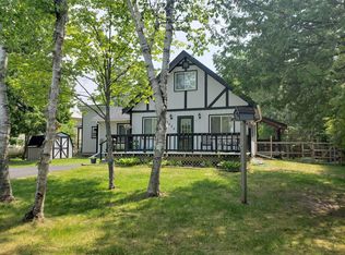 6426 Outer Dr, Presque Isle, MI 49777