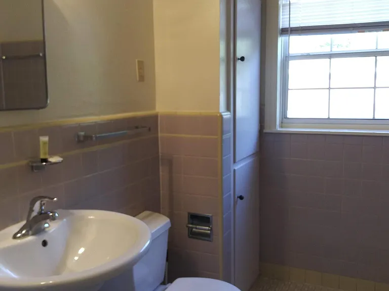 241 W Norwood Ct #1 — Photo 12