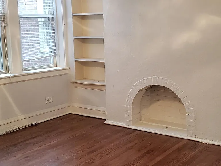 6417 N Albany Ave #2S — Photo 2