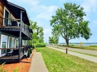 5937 Shaw St APT 8, Haslett, MI 48840