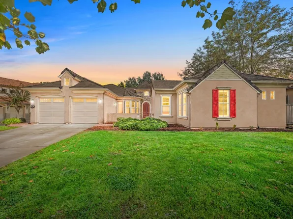 9555 Pinehurst Dr, Roseville, CA 95747