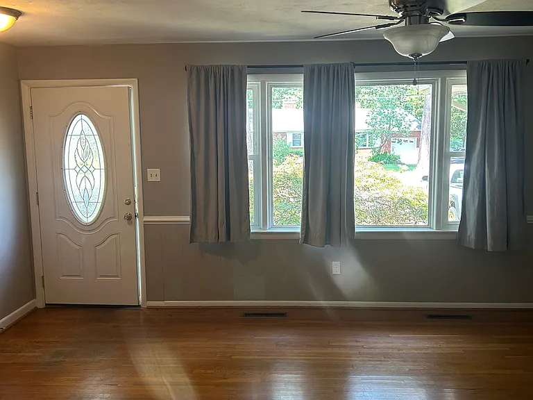 8 Carolyn Dr — Photo 16
