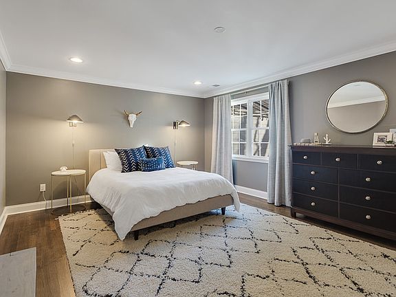 Listed by Jason Gaia