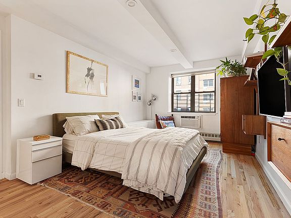 5th image of 1825 Madison Ave APT 3J