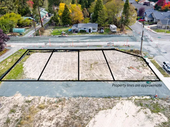 2700 Denton Trl, Grants Pass, OR 97527