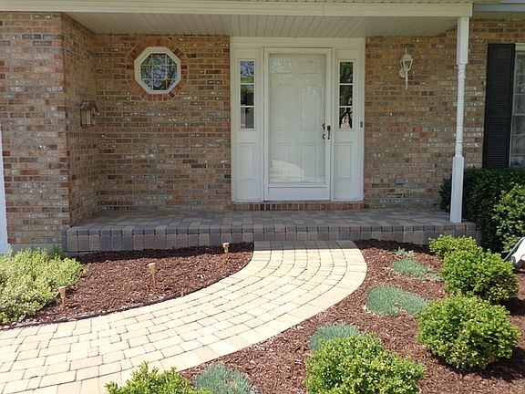 4th image of 1308 Cortland Dr
