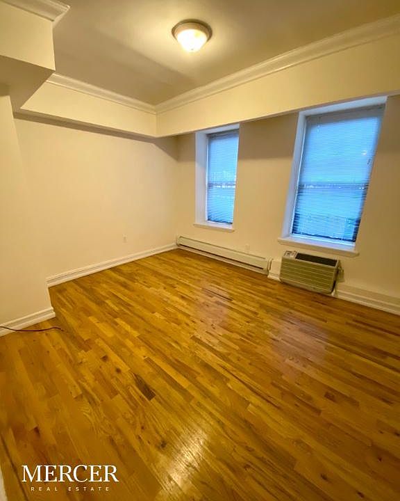 1st image of 310 E 19th St APT B2