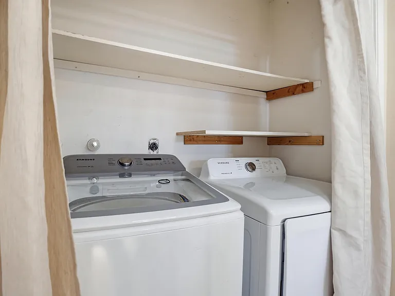 9960 Owensmouth Ave #21 — Photo 24