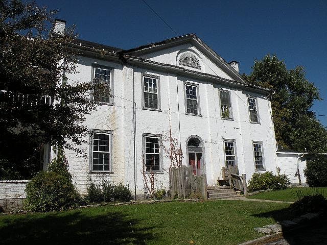 2nd image of 345 Woodland Ave