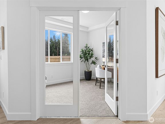 5th image of 5842 229th Avenue E #274
