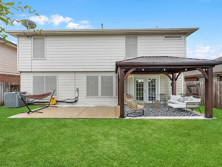 12123 Ravens Nest Ln — Photo 21