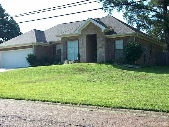 2nd image of 2053 Beechwood Blvd