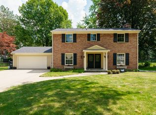 2257 Crosswind Dr, Kalamazoo, MI 49008