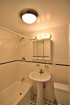 Rented by Buchbinder & Warren | media 5