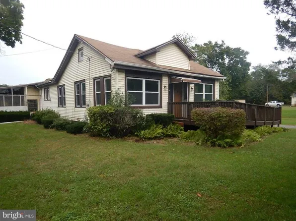 66 Almond Rd, Pittsgrove, NJ 08318