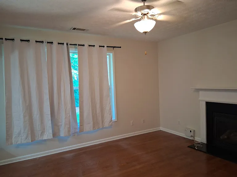 7068 Littlebrook Way — Photo 10