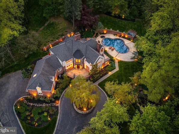 1100 Green Valley Rd, Bryn Mawr, PA 19010