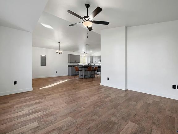 5th image of 710 Saint James St #A