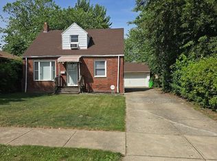 932 E 214th St, Euclid, OH 44119