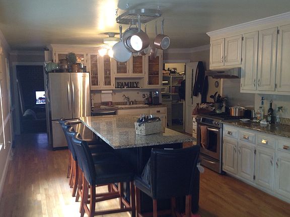5th image of 8319 Glendale Ln