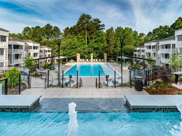 2085 Roswell Rd #8-8203